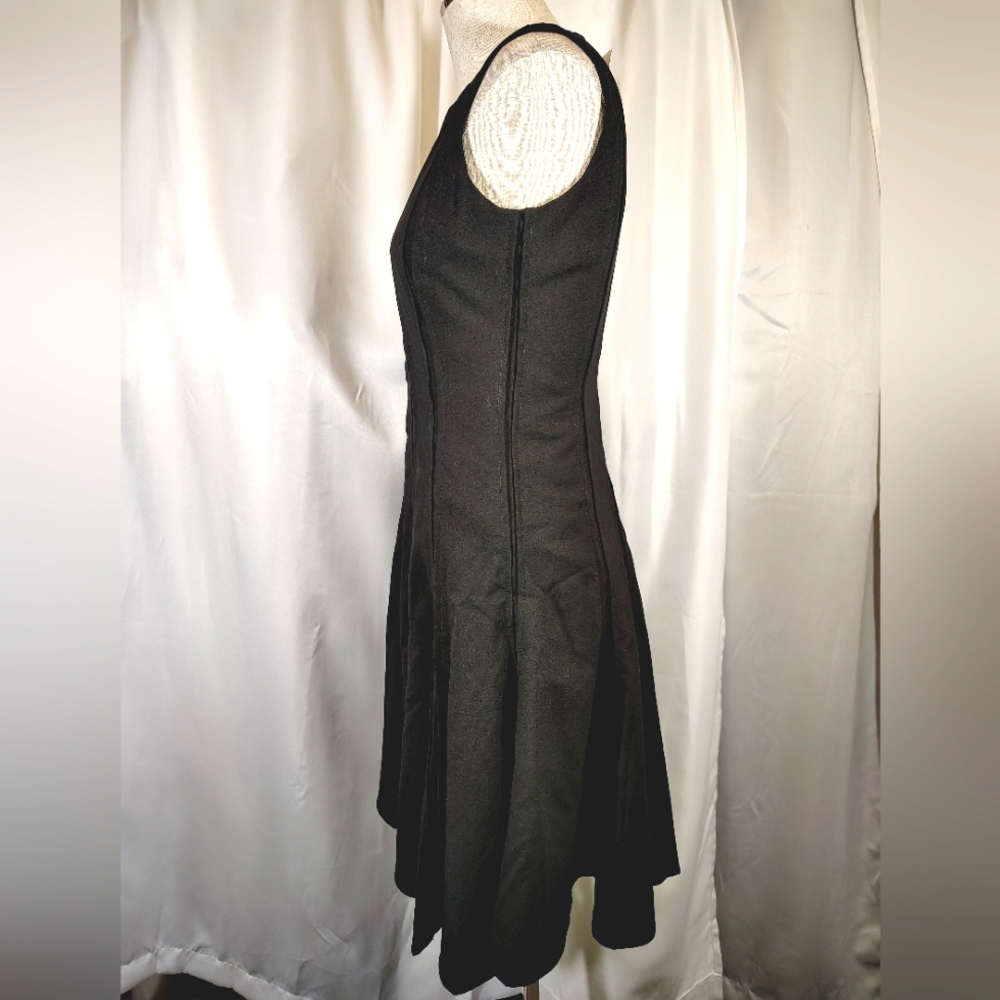 Calvin Klein TAG Shift Dress, Black, knee Lngth,  Sleeveless, Pleats, ZipUp, 2 - Picture 5 of 16
